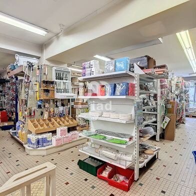 Commerce  200000 €