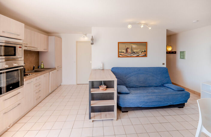 STUDIO CABINE A LA CORNICHE PREMIERE LIGNE PARKING EN SOUS/S — photo 2