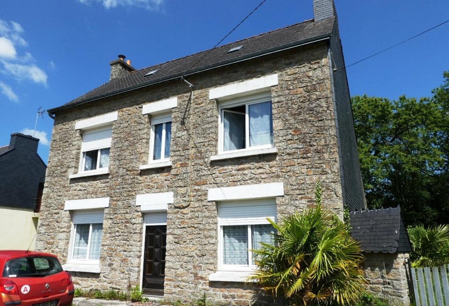 Maison située en campagne — photo 1