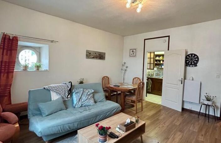 F2 53.77m² - CENTRE VILLE - 2eme ETAGE - LOUE ! — photo 2