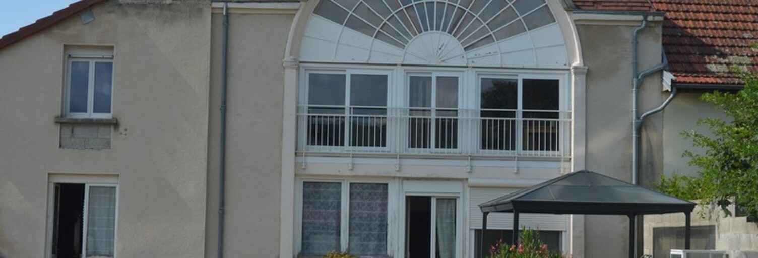 Maison 10 Pièces 295 m² à vendre à Lons-le-Saunier (39000)