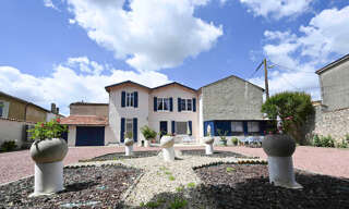 Maison 6 Pièces 185 m² à vendre à Saint-Jean-d'Angély (17400)