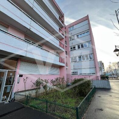 Appartement 5 pièces 164000 €