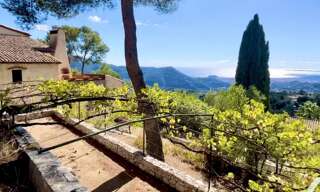 Maison 6 Pièces 270 m² à vendre à Cantaron (06340)