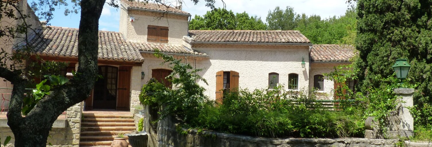 Maison 7 Pièces 222 m² à vendre à Mazan (84380)