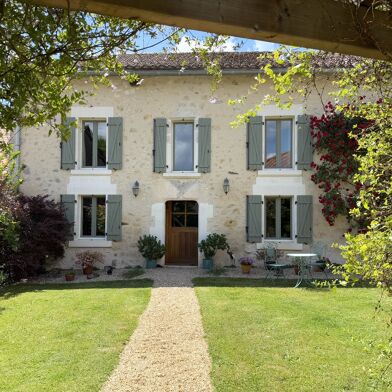 Maison 8 pièces 596000 €