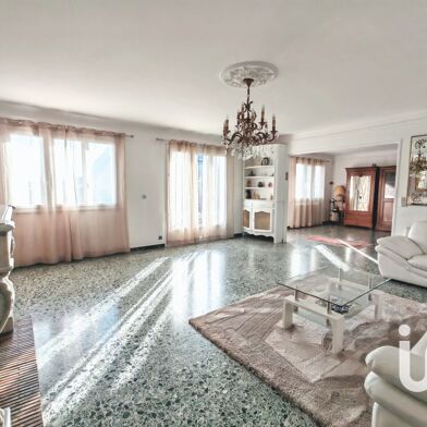 Maison 10 pièces 495000 €