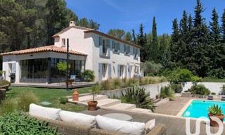Maison 7 Pièces 220 m² à vendre à Aix-en-Provence (13080)