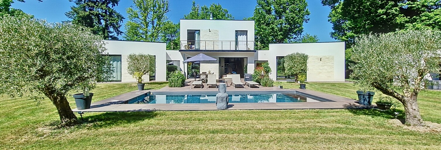 Maison 8 Pièces 262 m² à vendre à Saint-Fargeau-Ponthierry (77310)