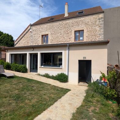 Maison 6 pièces 220000 €