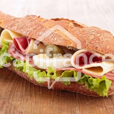 Commerce  128800 €