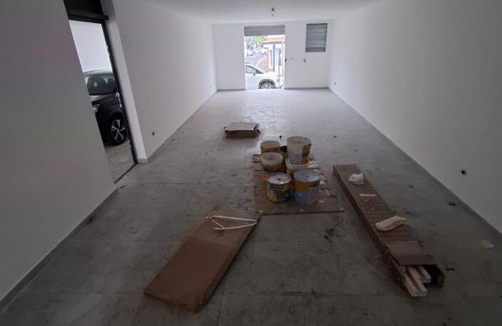A Louer local commercial ou professionnel de 55m2 à St Paul — photo 2