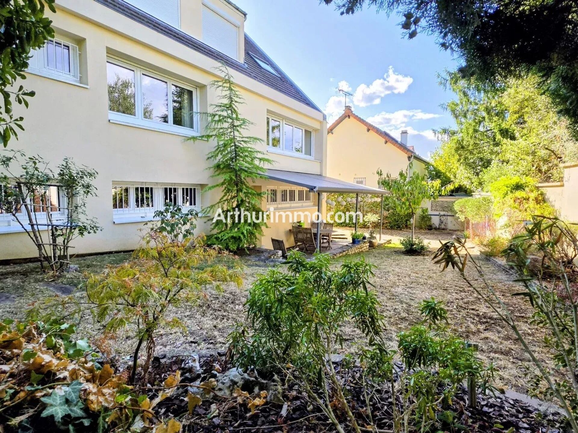 Maison 6 pièces 200 m² · à Sucy-en-Brie · 200 m² · 660 000 €