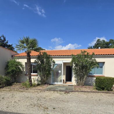 Maison 3 pièces 215000 €