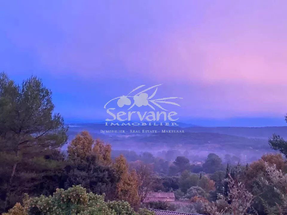Villa / Maison 8 pièces  à vendre Cotignac 83570