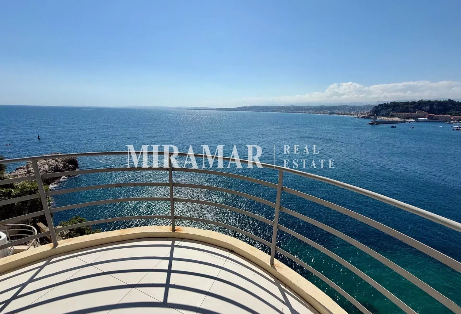 Nice Jean Lorrain - Appartement Pieds dans l'Eau — photo 1