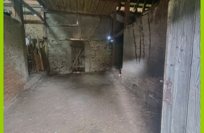 Grange de 90m2 à réhabiliter entièrement au coeur de Walheim — photo 4