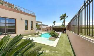 Maison 5 Pièces 228 m² à vendre à Sauvian (34410)