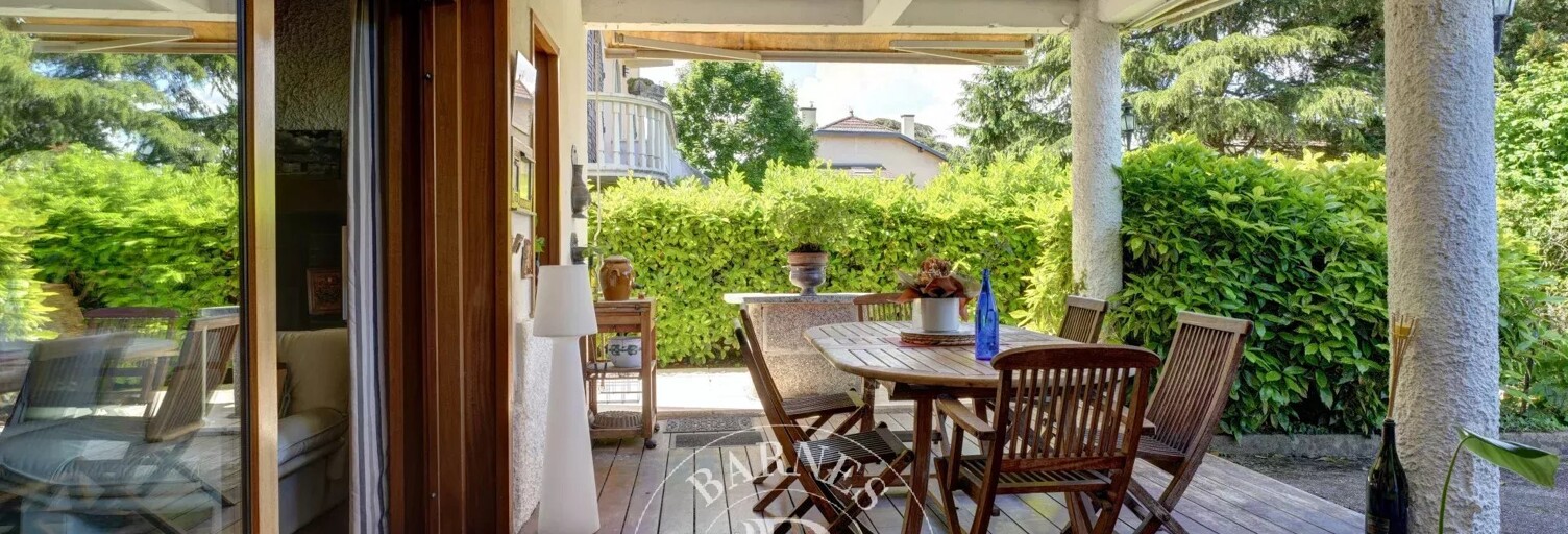 Appartement  211 m² à vendre à Caluire-et-Cuire (69300)