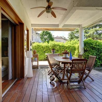 Appartement  790000 €