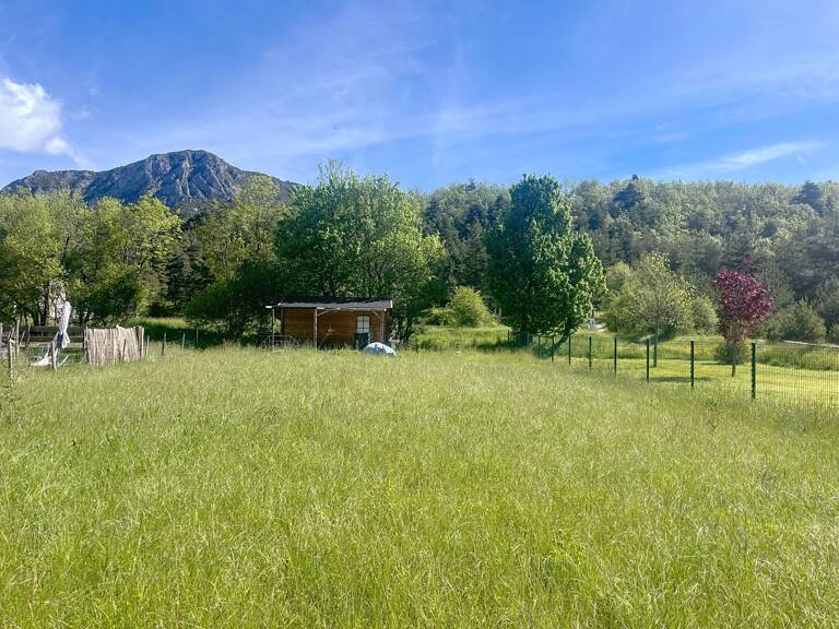 Terrain de 1202 m² viabilisé constructible — photo 1