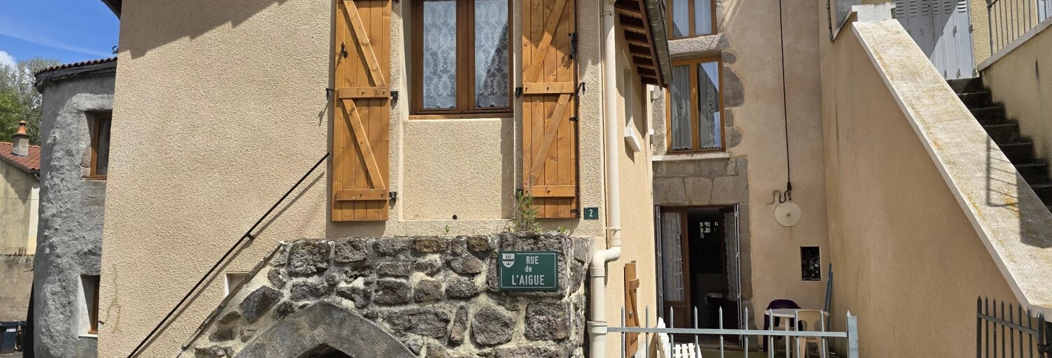 Maison 5 Pièces 126 m² à vendre à Auzat-la-Combelle (63570)