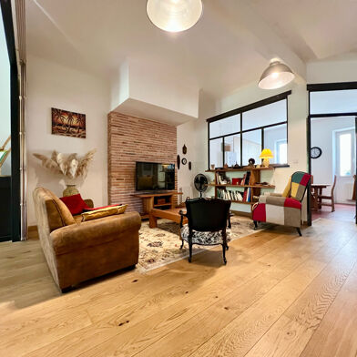 Appartement 4 pièces 300000 €