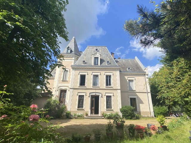 À VENDRE   Grande demeure familiale à deux pas du centre-vil — photo du bien