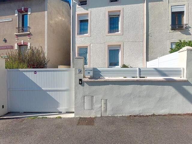 Maison 7 pièces 137 m&sup2; — photo du bien