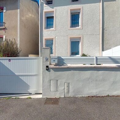 Maison 7 pièces 249000 €