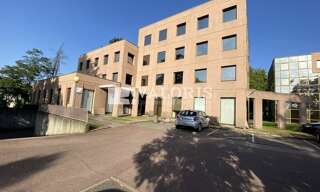 Bureau  155 m² à louer à Écully (69130)