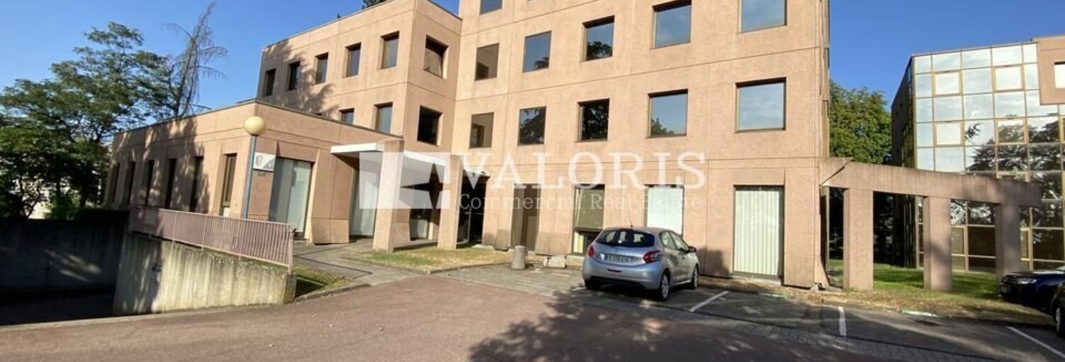 Bureau  155 m² à louer à Écully (69130)