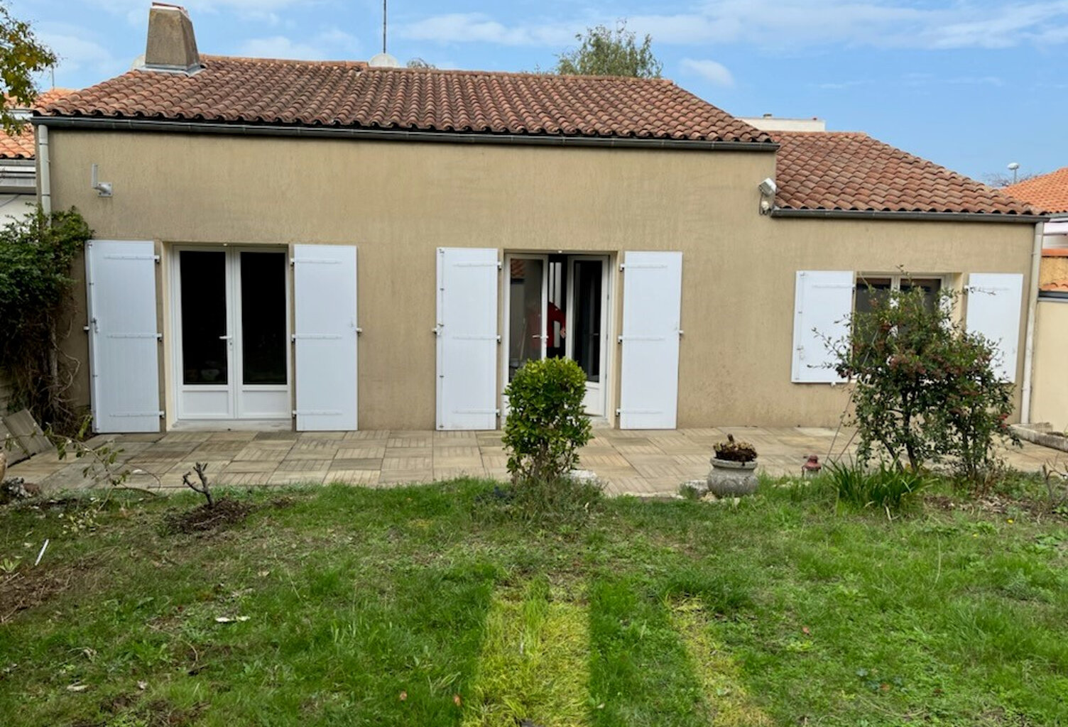 A LOUER A LA ROCHELLE MAISON 115 m2 — photo 1