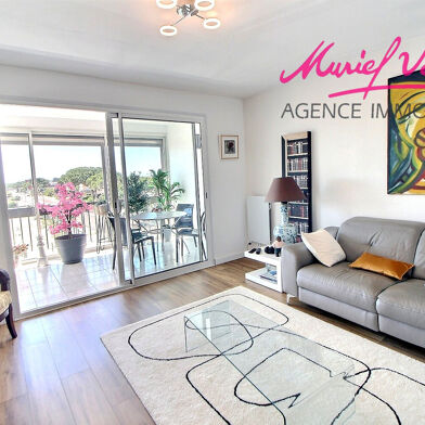 Appartement 4 pièces 242000 €