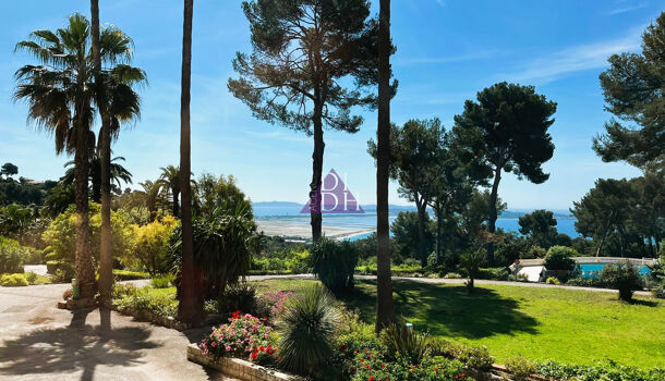 Appartement 3 pièces  à vendre Hyères 83400