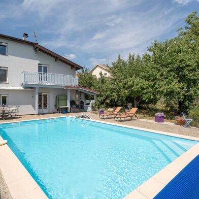 Maison 6 pièces 205000 €