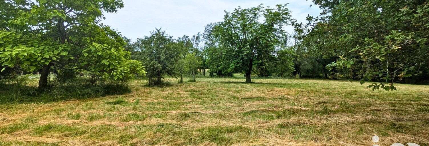 Terrain  2062 m² à vendre à Montendre (17130)