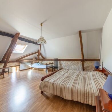 Maison 8 pièces 449000 €