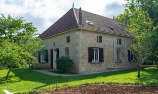 Maison 8 Pièces 208 m² à vendre à Montcabrier (46700)