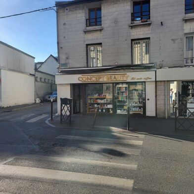 Commerce  120000 €