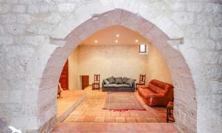 Maison 8 Pièces 223 m² à vendre à Castelnau-de-Montmiral (81140)