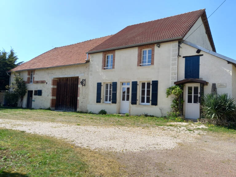 MAISON DE VILLAGE — photo 1