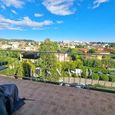 Appartement 4 pièces 217000 €