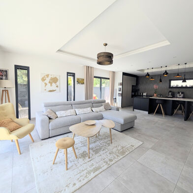 Maison 5 pièces 675000 €