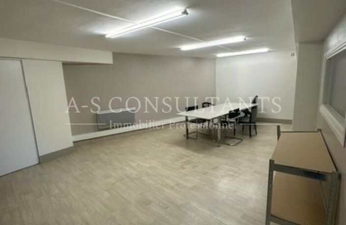 BUREAUX à louer — photo 4