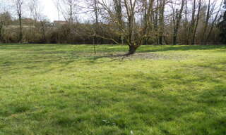 Terrain  920 m² à vendre à Brugheas (03700)