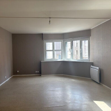 Appartement 3 pièces 476 €