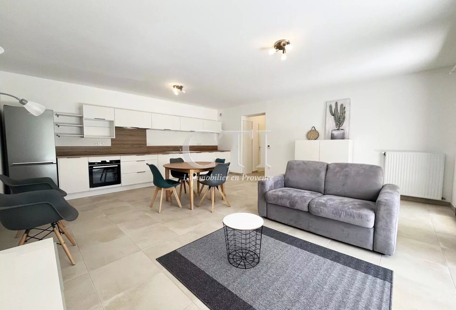 Appartement T3 de 71.48 m² située à 600 mètres du centre-ville — photo 1