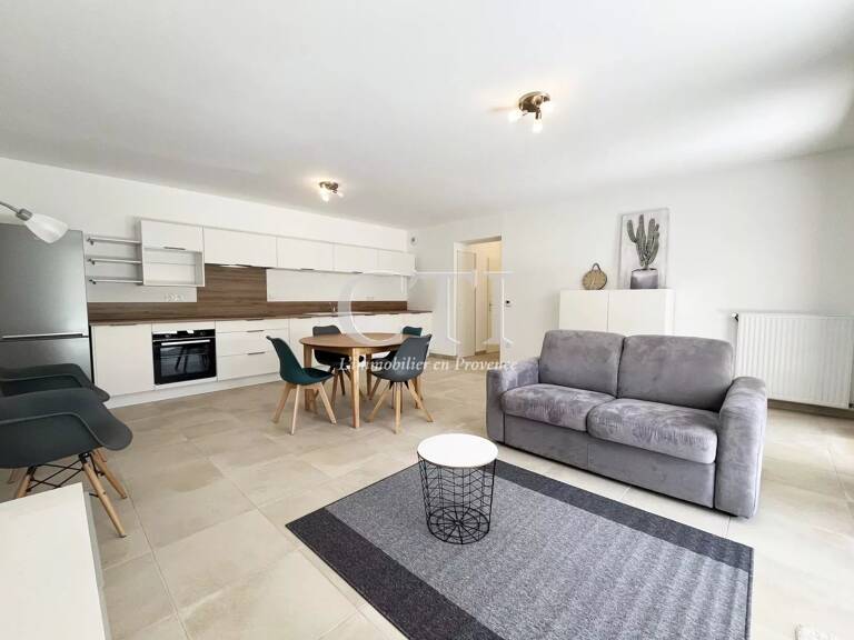 Appartement T3 de 71.48 m² située à 600 mètres du centre-ville — photo 1