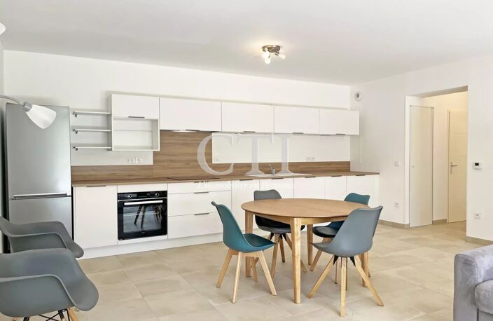 Appartement T3 de 71.48 m² située à 600 mètres du centre-ville — photo 4